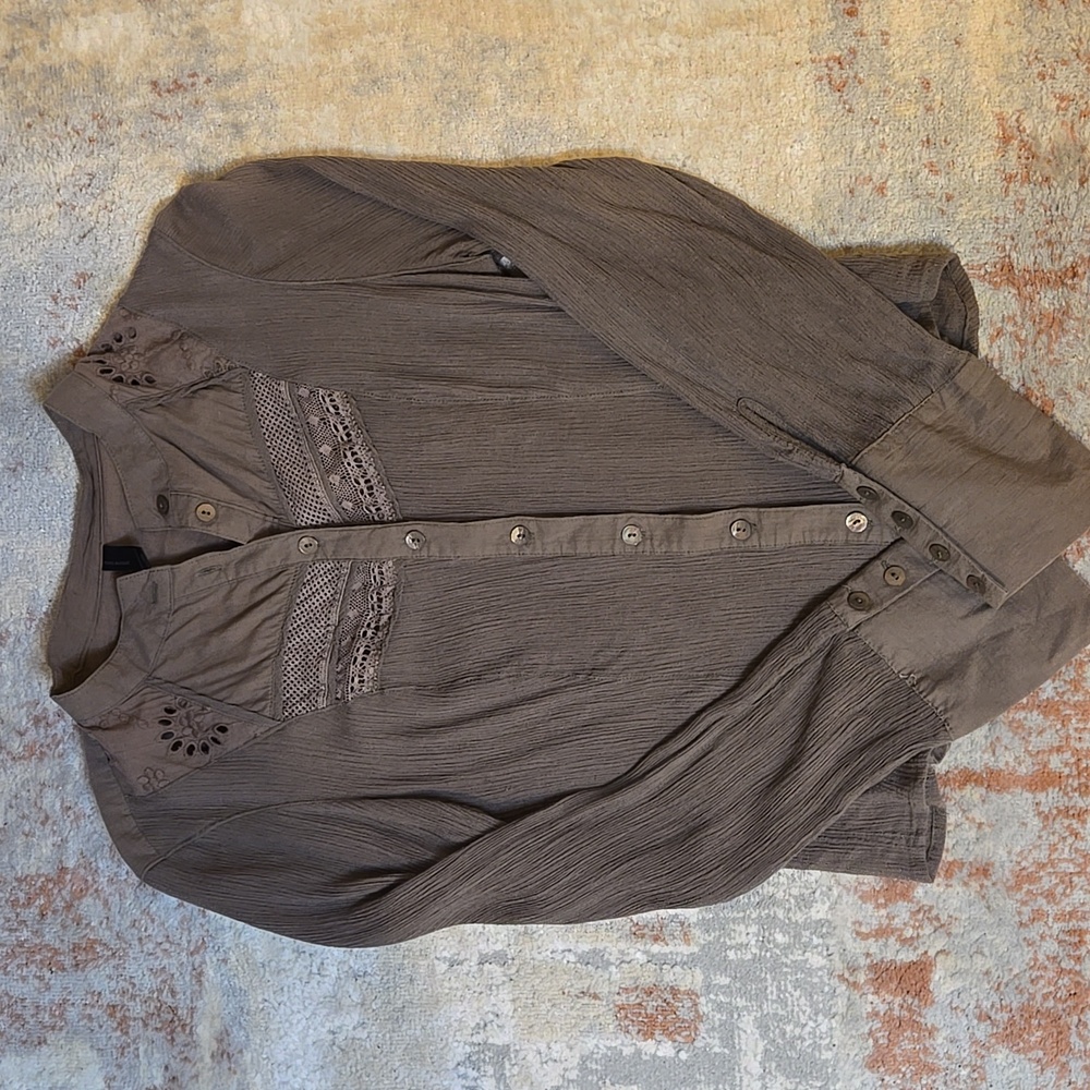 Brown button-down blouse - L